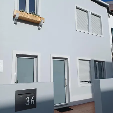 Ti Maria White House Apartment Ponta Delgada