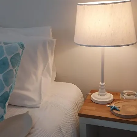 Ti Maria White House Apartment *